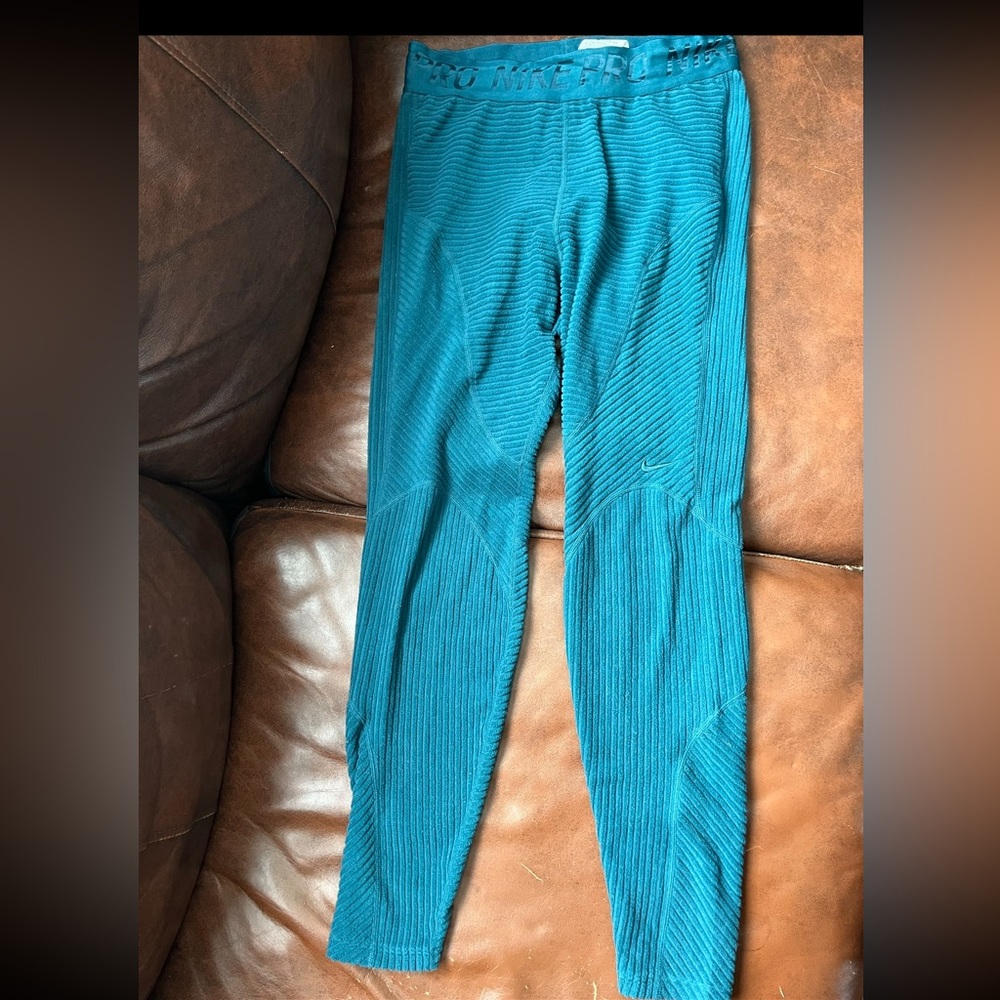 Nike thermal legging